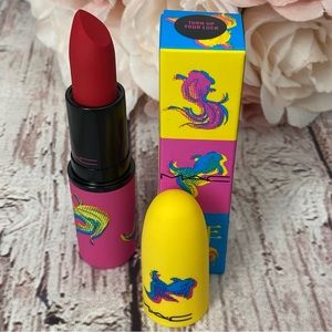MAC - TURN UP YOUR LUCK - POWDER KISS LIPSTICK NEW!